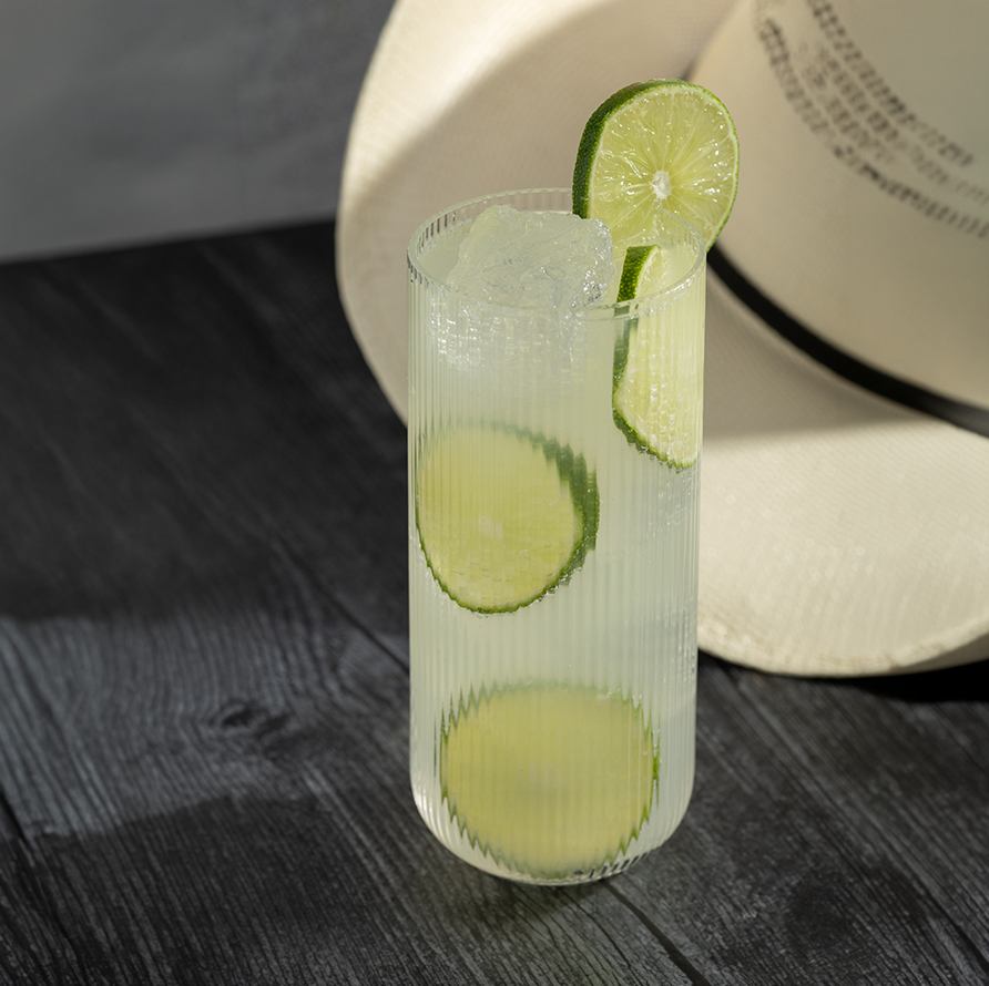 Ranch Water – Casa Azul Orgánico Tequila